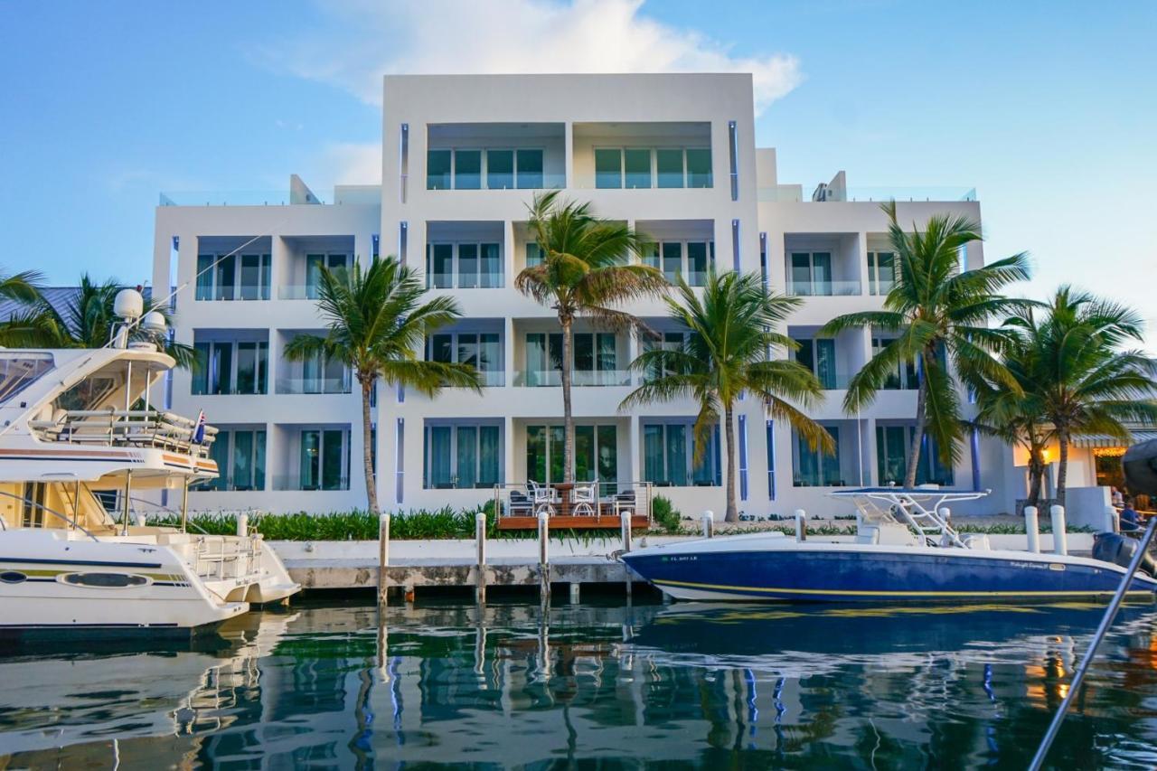 Zenza Boutique Hotel Turtle Cove Exterior photo