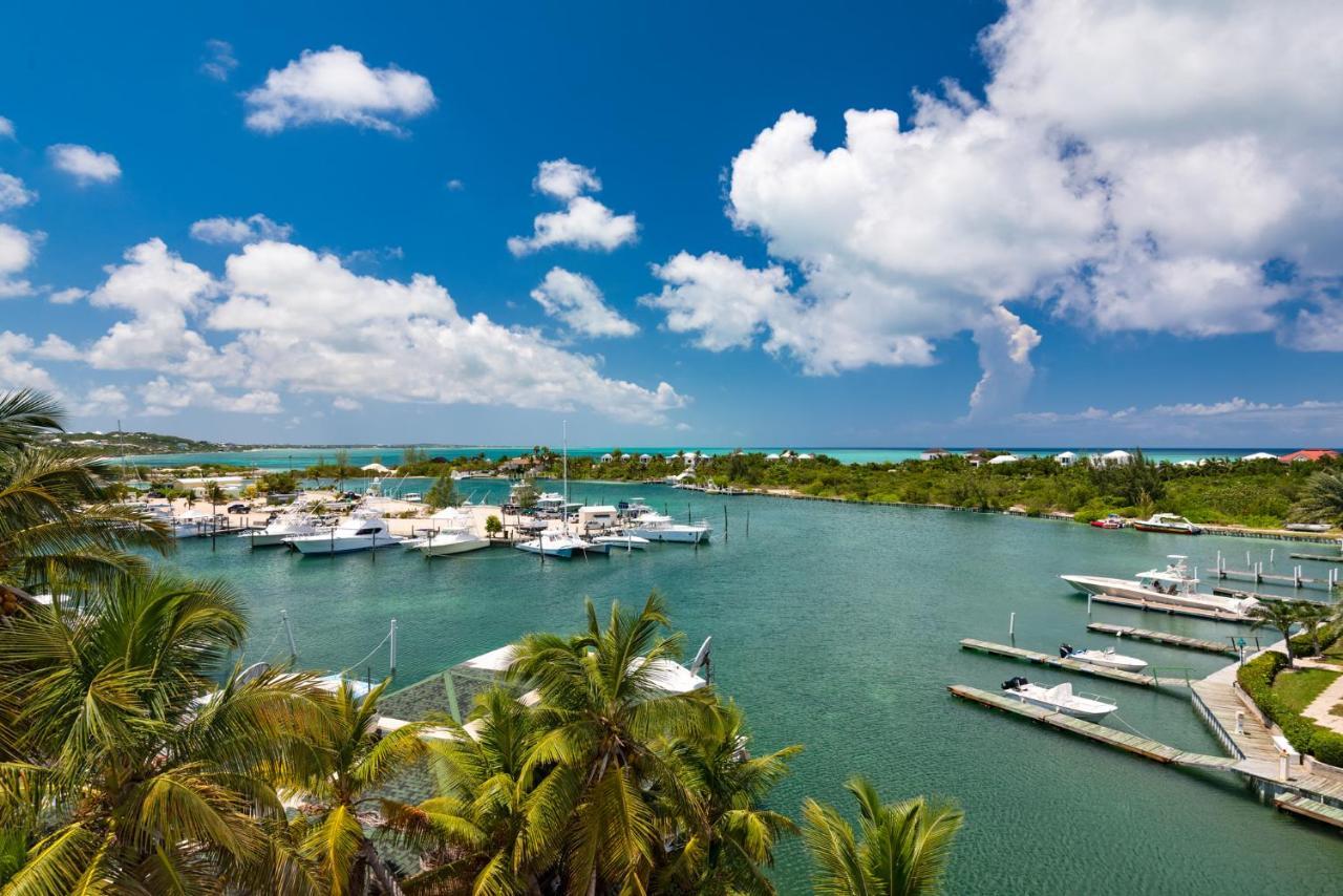 Zenza Boutique Hotel Turtle Cove Exterior photo