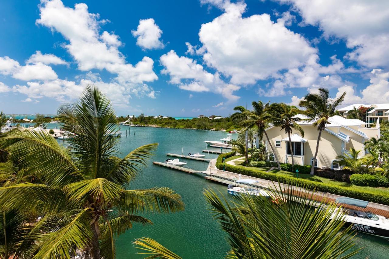 Zenza Boutique Hotel Turtle Cove Exterior photo